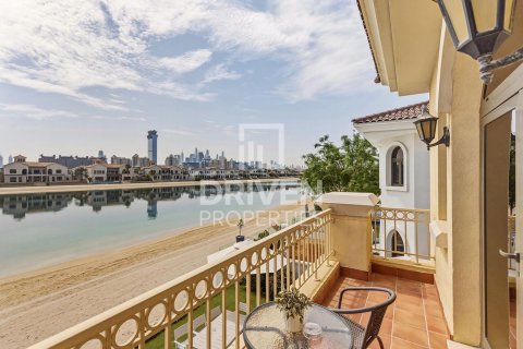 Villa in Garden Homes, Palm Jumeirah, Dubai 5 bedrooms, 622.64 sq.m. № 127875 - photo 25