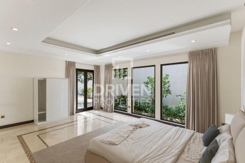 Villa in Garden Homes, Palm Jumeirah, Dubai 5 bedrooms, 622.64 sq.m. № 127875 - photo 7