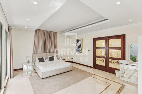 Villa in Garden Homes, Palm Jumeirah, Dubai 5 bedrooms, 622.64 sq.m. № 127875 - photo 8