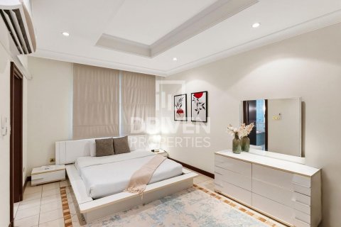 Villa in Garden Homes, Palm Jumeirah, Dubai 5 bedrooms, 622.64 sq.m. № 127875 - photo 17