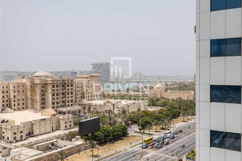 Apartment in Dubai Marina, Dubai 3 bedrooms, 147.16 sq.m. № 127876