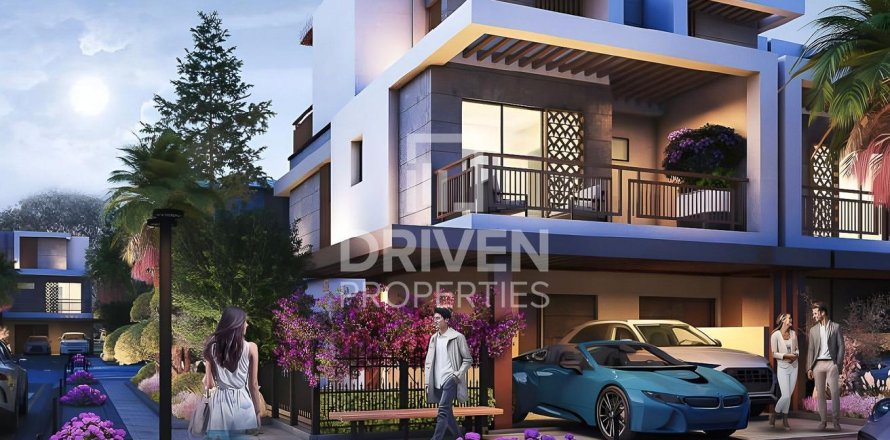 Townhouse in Dubai 4 bedrooms, 112.88 sq.m. № 135801