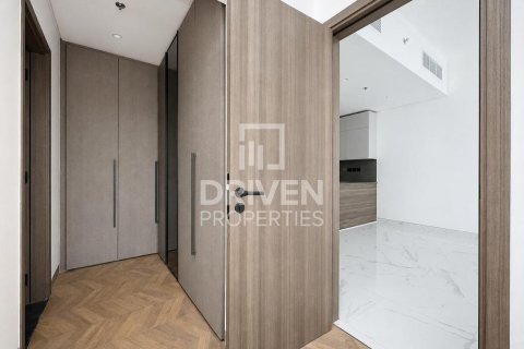 Apartment in Business Bay, Dubai 1 bedroom, 90.12 sq.m. № 135809 - photo 12