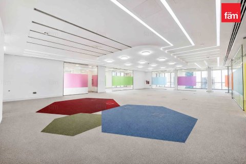 Office in Dubai Marina, Dubai 344.3 sq.m. № 124342 - photo 3