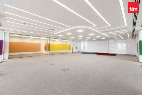 Office in Dubai Marina, Dubai 344.3 sq.m. № 124342 - photo 4