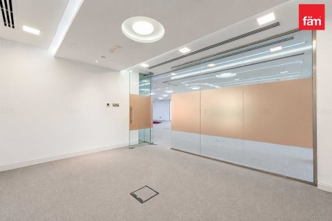 Office in Dubai Marina, Dubai 344.3 sq.m. № 124342 - photo 25