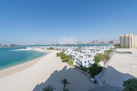 Купить квартиру в Shoreline Apartments, Пальма Джумейра, Дубай: 2 спальни, 144м², № 61267 - фото 1