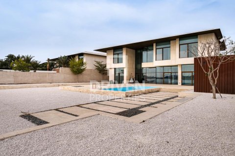 Villa en Jumeirah Bay Island, Jumeirah, Dubai, 5 dormitorios, 683 m², № 18349 - foto 3