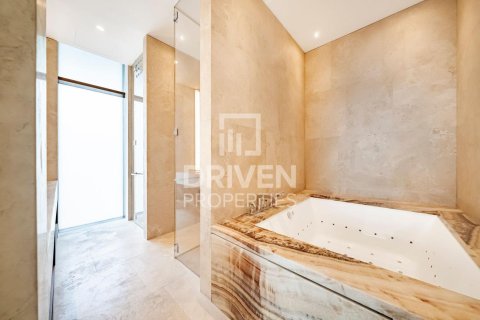 Villa en Jumeirah Bay Island, Jumeirah, Dubai, 5 dormitorios, 683 m², № 18349 - foto 16