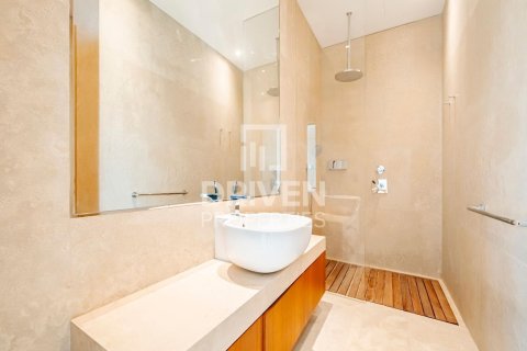 Villa en Jumeirah Bay Island, Jumeirah, Dubai, 5 dormitorios, 683 m², № 18349 - foto 7
