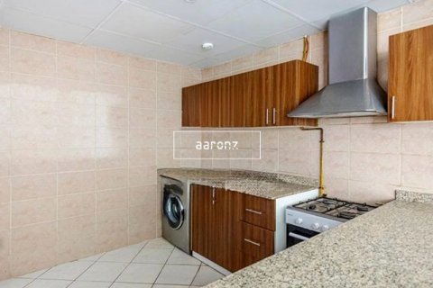 Apartment in Dubai Marina, Dubai 1 bedroom, 74.5 sq.m. № 18339 - photo 9