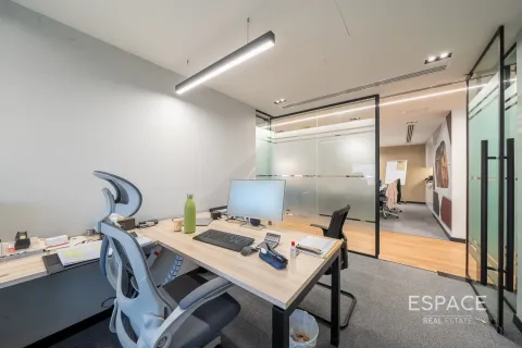 Oficina en Jumeirah Lake Towers, Dubai, 162 m², № 62284 - foto 12