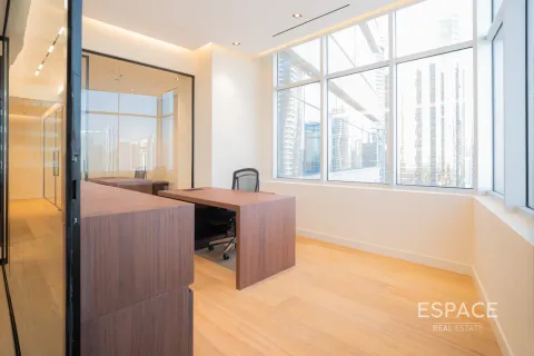 Oficina en Jumeirah Lake Towers, Dubai, 117 m², № 62283 - foto 3