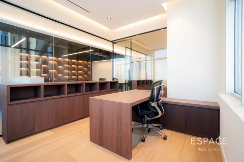Oficina en Jumeirah Lake Towers, Dubai, 117 m², № 62283 - foto 5