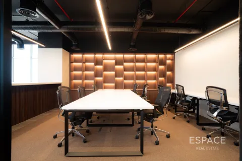 Oficina en Jumeirah Lake Towers, Dubai, 117 m², № 62283 - foto 6