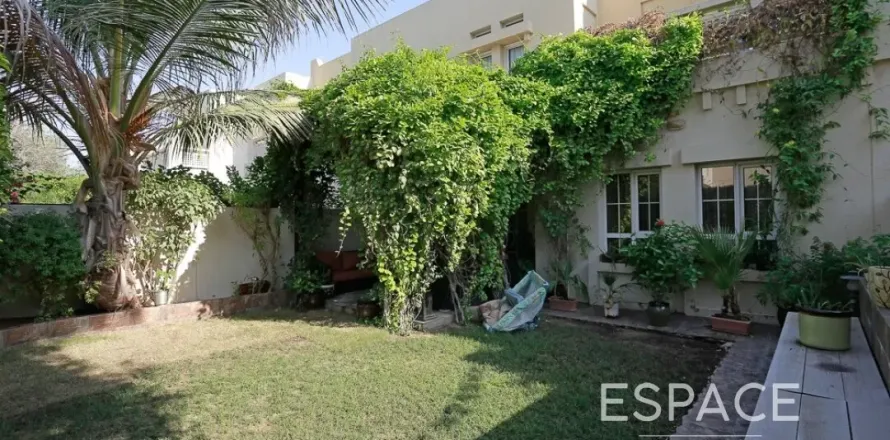 Villa à The Lakes, Dubai, 3 chambres, 234 m², № 62315