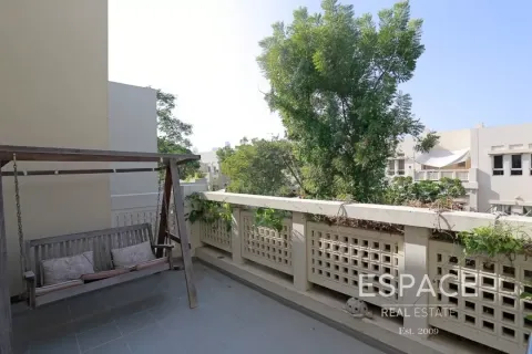 Villa à The Lakes, Dubai, 3 chambres, 234 m², № 62315 - photo 3