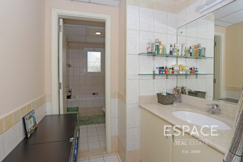 Villa à The Lakes, Dubai, 3 chambres, 234 m², № 62315 - photo 15
