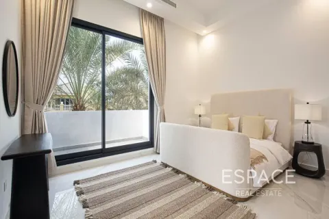 Villa in Palm Jumeirah, Dubai 6 bedrooms, 650 sq.m. № 62313 - photo 12