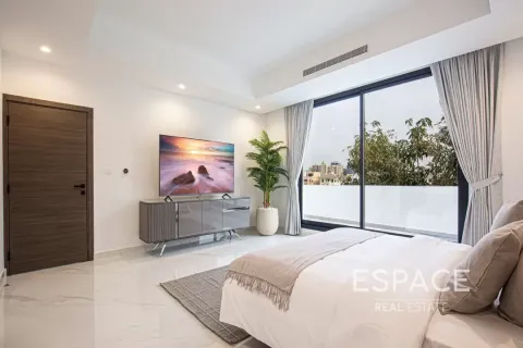 Villa in Palm Jumeirah, Dubai 6 bedrooms, 650 sq.m. № 62313 - photo 10