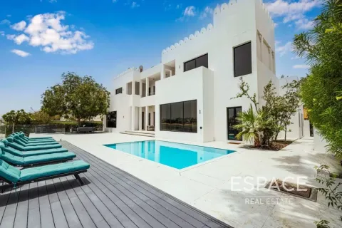 Villa in Palm Jumeirah, Dubai 6 bedrooms, 650 sq.m. № 62313 - photo 1