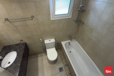 Apartment in Wadi Al Safa 2, Dubai 2 bedrooms, 103.6 sq.m. № 52140 - photo 2
