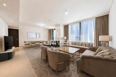 Appartement à BLVD Heights, Downtown Dubai (Downtown Burj Dubai), Dubai, 2 chambres, 161.19 m², № 126525 - photo 2