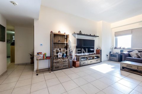 Apartment in Executive Towers, Business Bay, Dubai 3 bedrooms, 169.92 sq.m. № 127253 - photo 3