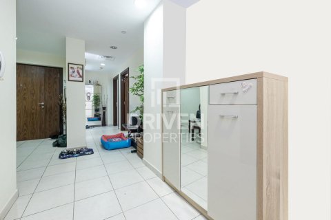 Apartment in Executive Towers, Business Bay, Dubai 3 bedrooms, 169.92 sq.m. № 127253 - photo 11