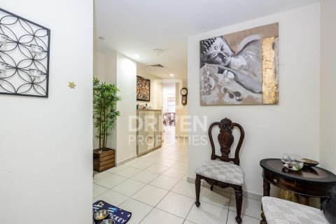 Apartment in Executive Towers, Business Bay, Dubai 3 bedrooms, 169.92 sq.m. № 127253 - photo 7