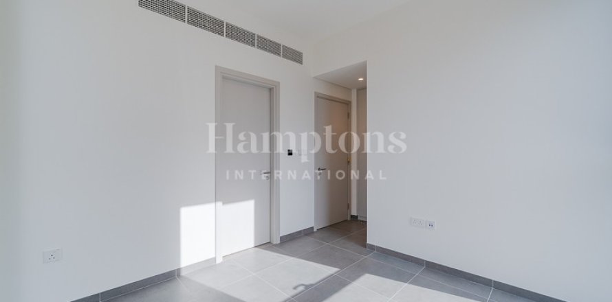 Villa in Arabian Ranches 3, Dubai 5 bedrooms, 417.34 sq.m. № 70130