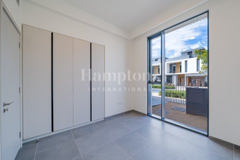 Villa in Arabian Ranches 3, Dubai 5 bedrooms, 417.33978563 sq.m. № 70130 - photo 17