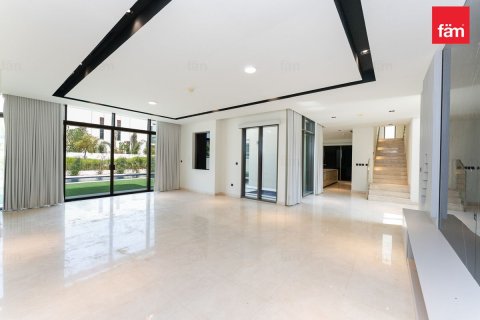 Villa in Dubai Hills Estate, Dubai 4 bedrooms, 656.5 sq.m. № 125027 - photo 2