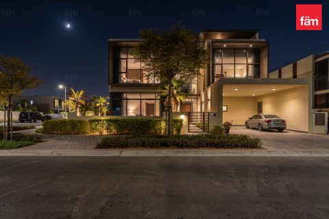 Villa en Dubai Hills Estate, Dubai, 4 dormitorios, 656.5 m², № 125027