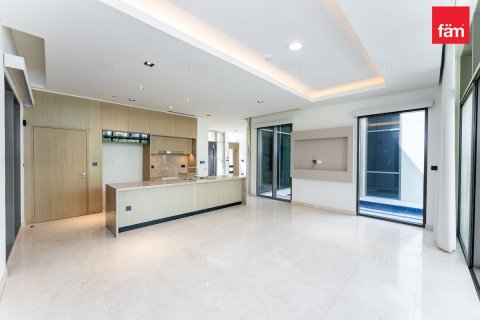 Villa in Dubai Hills Estate, Dubai 4 bedrooms, 656.5 sq.m. № 125027 - photo 5