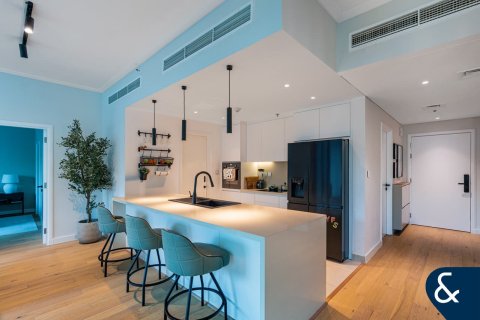 Apartment in Marina Promenade, Dubai Marina, Dubai 2 bedrooms, 285 sq.m. № 75849 - photo 2