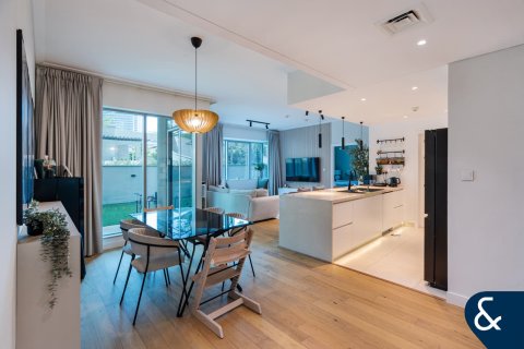 Apartment in Marina Promenade, Dubai Marina, Dubai 2 bedrooms, 285 sq.m. № 75849 - photo 1