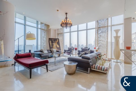 Penthouse in Trident Grand Residence, Dubai Marina, Dubai 4 bedrooms, 786 sq.m. № 75839 - photo 1