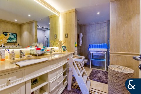 Купить квартиру в Marina Residences, Пальма Джумейра, Дубай: 2 спальни, 376м², № 75848 - фото 30