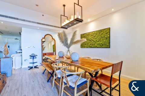 Купить квартиру в Marina Residences, Пальма Джумейра, Дубай: 2 спальни, 376м², № 75848 - фото 3