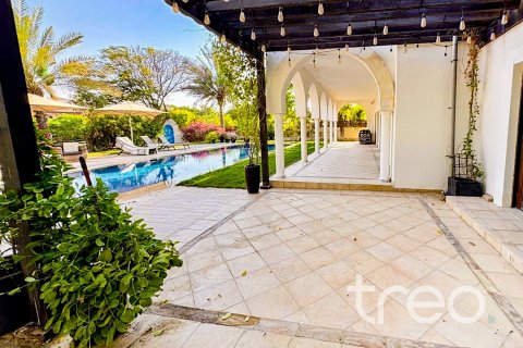Villa in The Villa, Dubai 5 bedrooms, 771.09 sq.m. № 123500 - photo 2