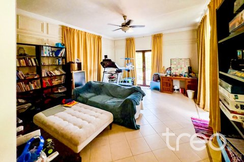 Villa in The Villa, Dubai 5 bedrooms, 771.09 sq.m. № 123500 - photo 6