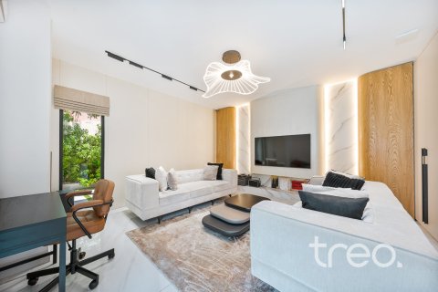 Villa en Arabian Ranches, Dubai, 6 dormitorios, 480.49 m², № 123505 - foto 13