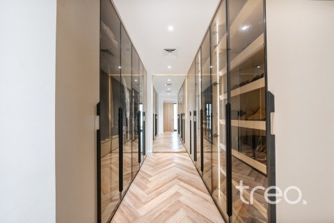 Villa en Arabian Ranches, Dubai, 6 dormitorios, 480.49 m², № 123505 - foto 19