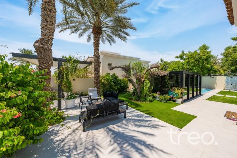 Villa en Arabian Ranches, Dubai, 6 dormitorios, 480.49 m², № 123505 - foto 3