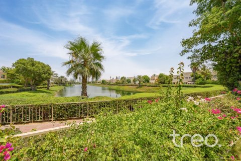 Villa in Meadows, Dubai 4 bedrooms, 385.27 sq.m. № 123499 - photo 26