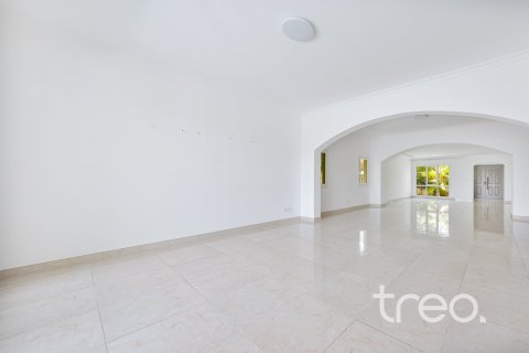 Villa in Meadows, Dubai 4 bedrooms, 385.27 sq.m. № 123499 - photo 3