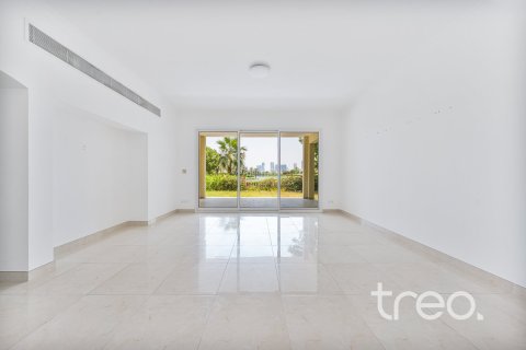 Villa in Meadows, Dubai 4 bedrooms, 385.27 sq.m. № 123499 - photo 8