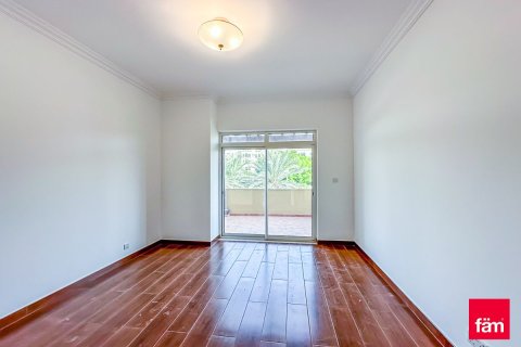 Снять в аренду квартиру в Дубае: 3 спальни, 255м², № 64372 - фото 6