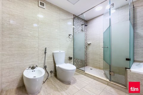 Снять в аренду квартиру в Дубае: 3 спальни, 255м², № 64372 - фото 26